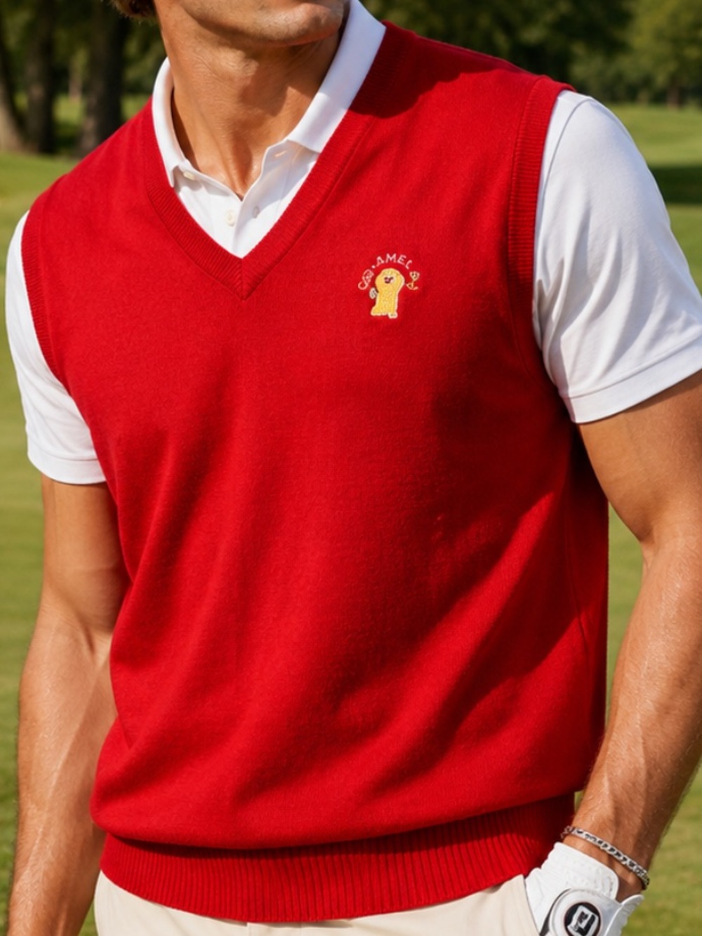 La Mode Du Golf VTG V-Neck Golf Sweater Vest Red Glen Abbey Golf Club Logo Sz XL